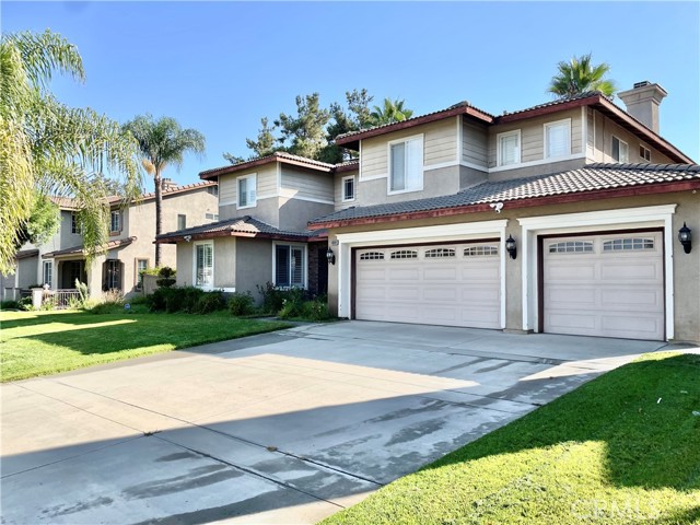 Property photo of 8004 Palm View Ln