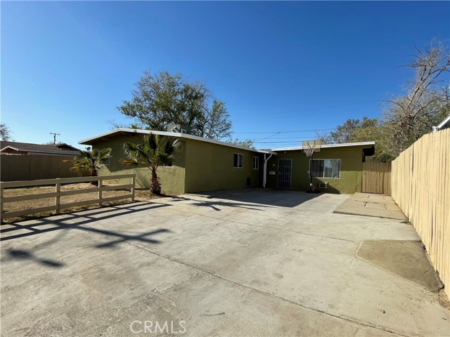 Property photo of 719 W Avenue H13