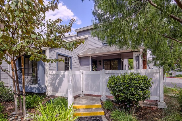 Property photo of 302 Monroe CT