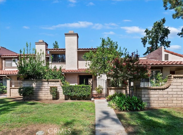 Property photo of 9765 Louise Way