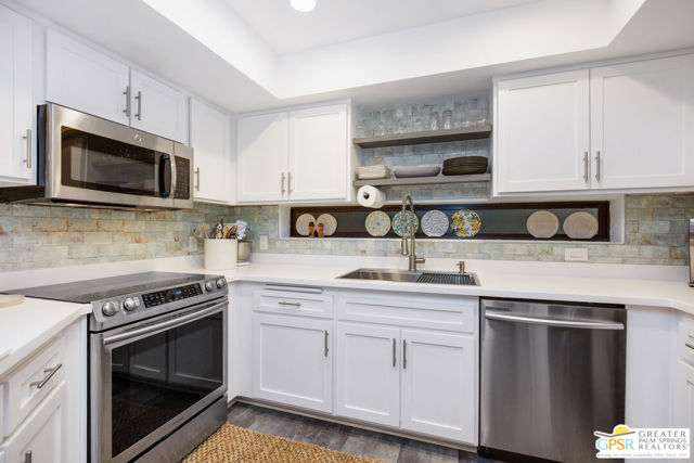 Property photo of 255 S Avenida Caballeros