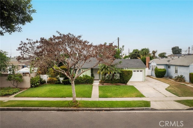 Property photo of 10537 Richlee AV