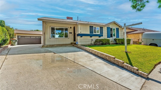Property photo of 728 N 3rd
