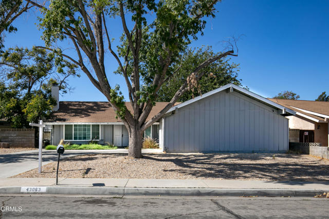 Property photo of 43063 Lemonwood Dr DR