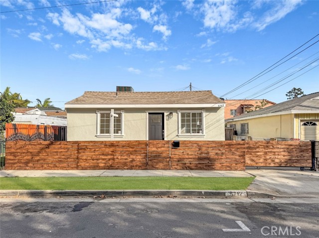 Photo of 5712 Fishburn