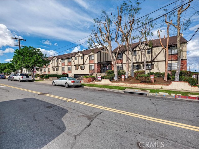 Property photo of 1419 W 179th