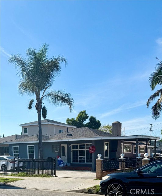 Property photo of 11131 Louise AV