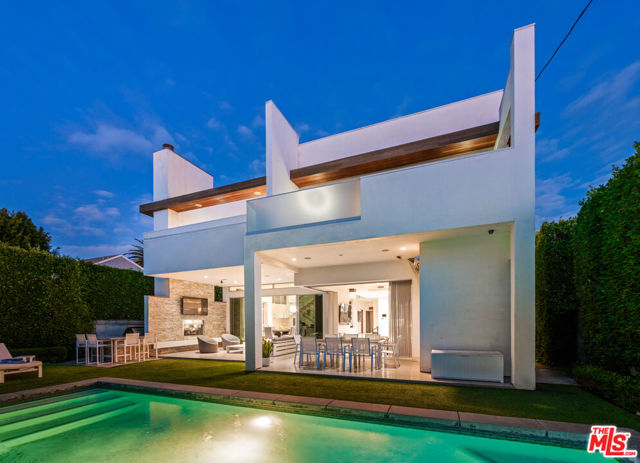 Property photo of 633 N Laurel AV