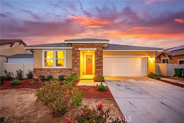 Property photo of 44123 Pagoda WY