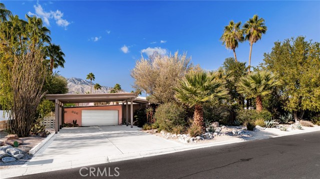 Property photo of 683 S Bedford