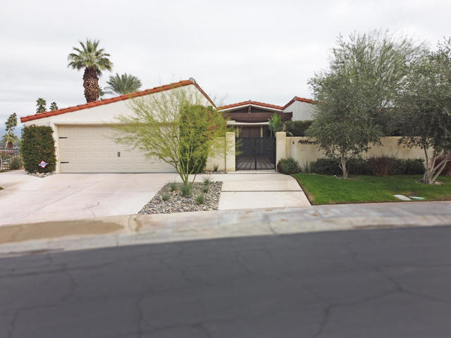 Property photo of 40140 Camino Del Sol