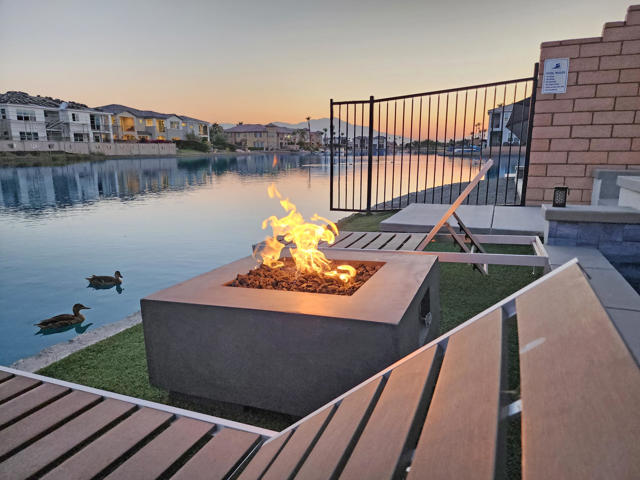 Property photo of 43199 Portuale CT