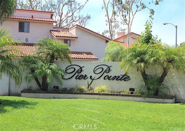 Property photo of 19132 Shoreline