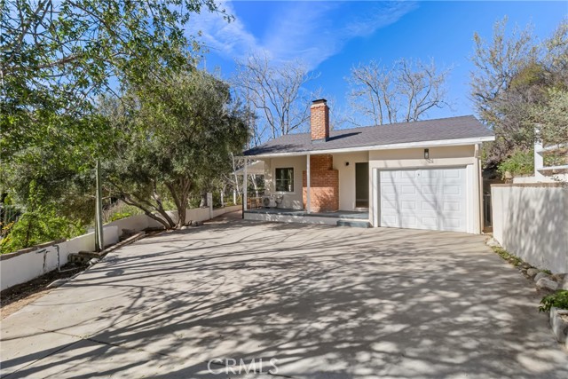 Property photo of 9817 Commerce