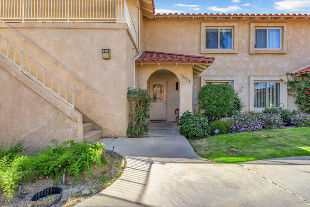 Property photo of 72954 Ken Rosewall LN