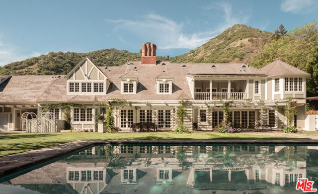 Property photo of 1420 Moraga DR