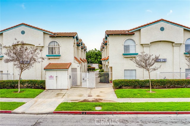 Property photo of 225 N Coffman ST