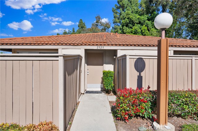 Property photo of 2325 Dahlia DR