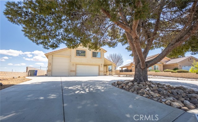 Property photo of 27857 Hummingbird LN