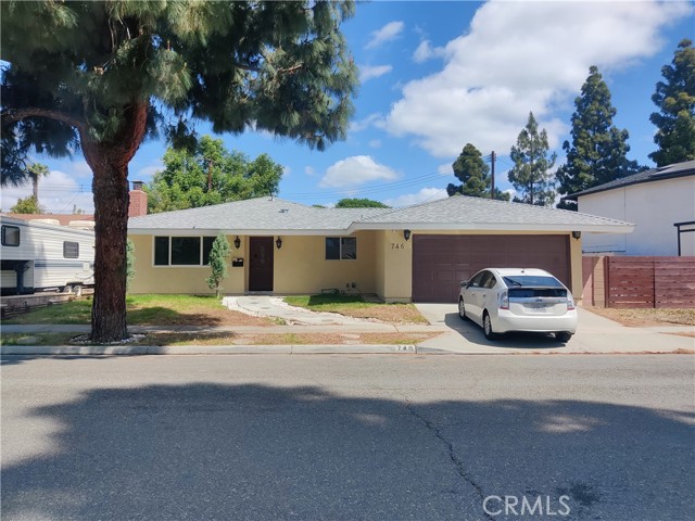Property photo of 746 Hudson AV