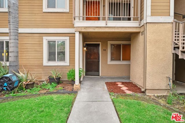 Property photo of 920 S Palmetto AV
