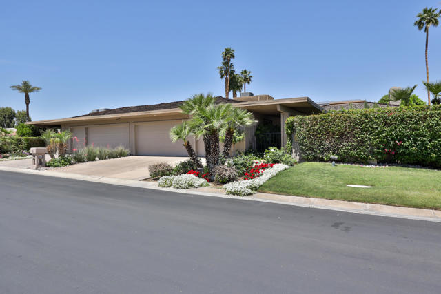 Property photo of 10 Temple CT