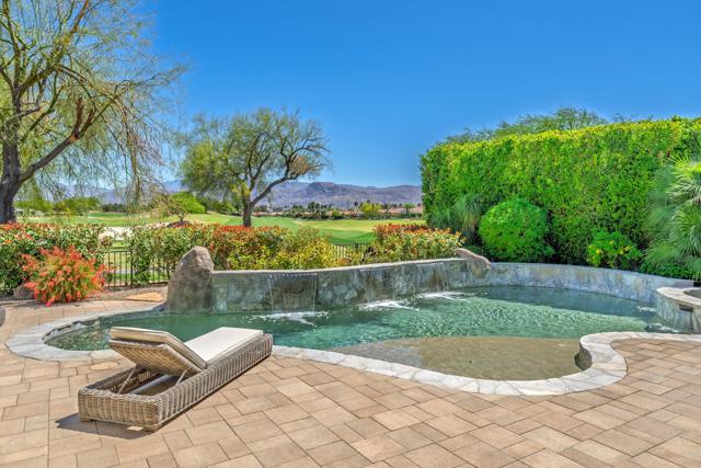 Property photo of 306 Loch Lomond RD