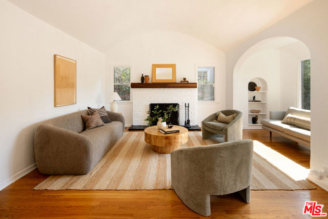 Property photo of 1307 Hauser BL