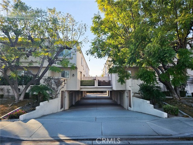 Property photo of 21409 Bloomfield AV