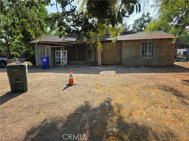 Property photo of 2688 N Macy ST