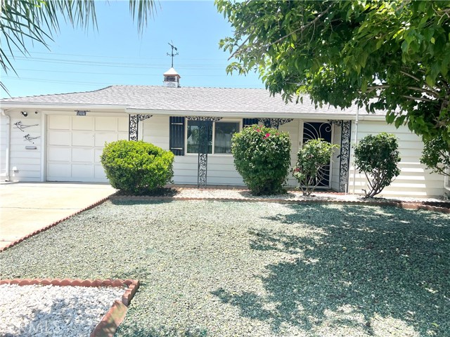 Property photo of 29041 Desert Hills RD