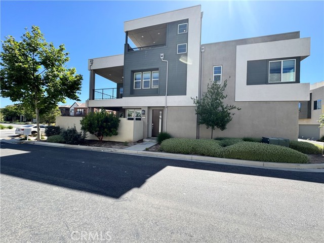 Property photo of 325 Sawbuck
