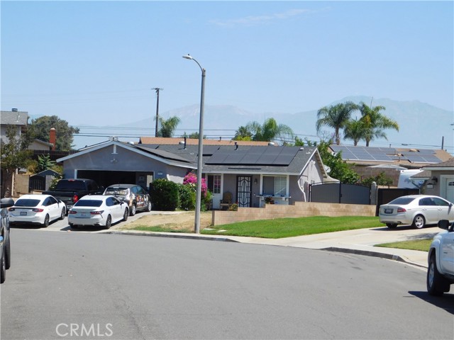 Property photo of 5062 Taft ST