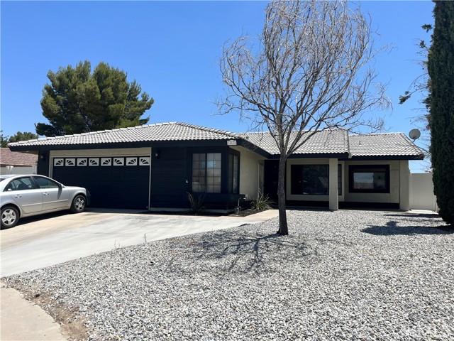 Property photo of 15175 Mesquite CT