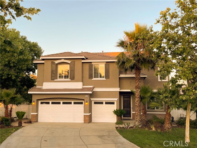 Property photo of 104 Lenore CT