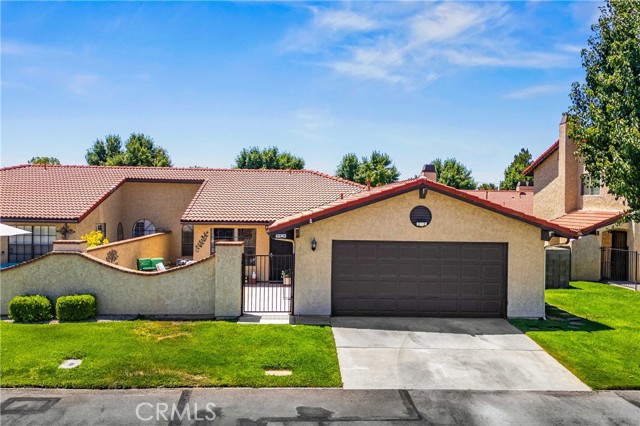 Property photo of 43743 Frieda CT