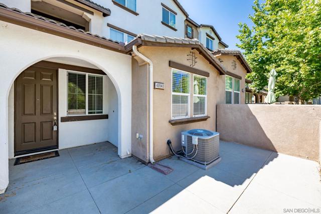 Property photo of 40940 Lacroix Ave