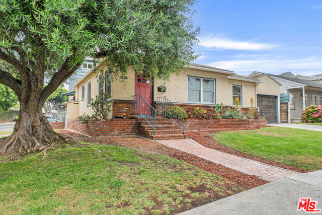 Property photo of 10945 Stever ST