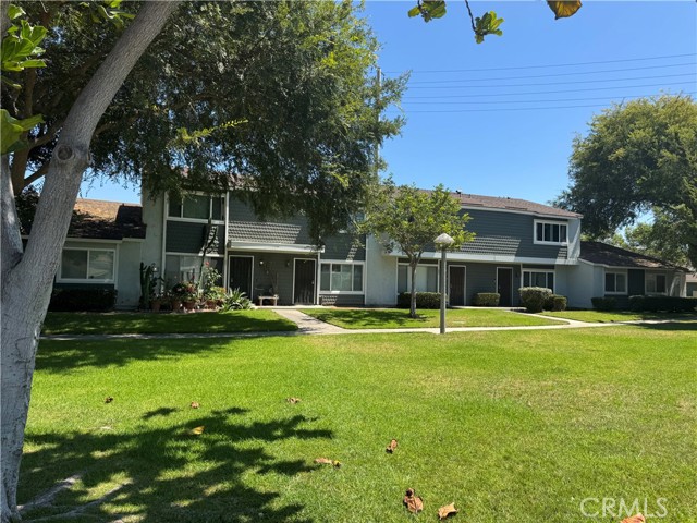 Property photo of 8569 Edgebrook DR