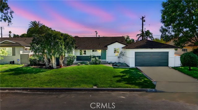 Property photo of 1122 W Glentana ST