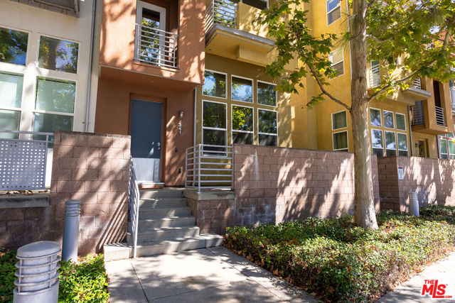 Property photo of 341 Memory LN