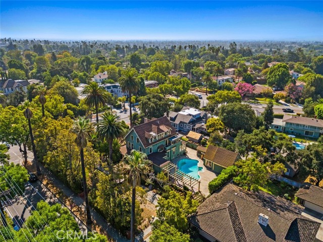 Property photo of 201 Orange Grove AV