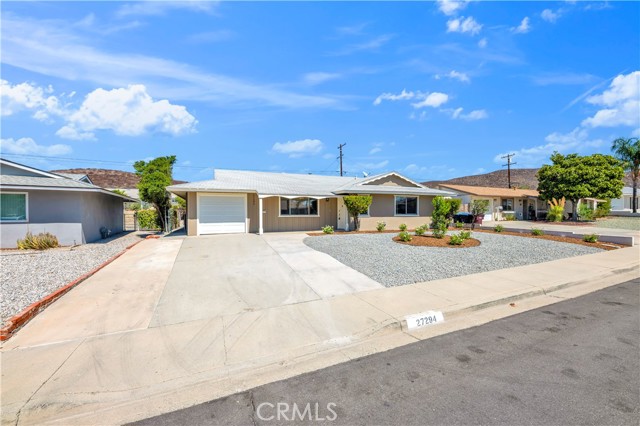 Property photo of 27294 Pinehurst RD