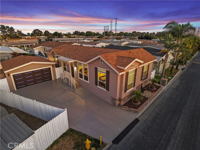 Property photo of 3595 Santa Fe Avenue, #302