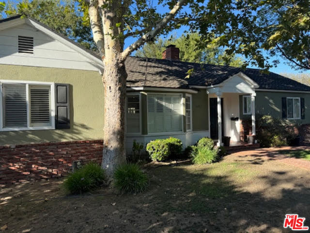 Property photo of 12211 Huston ST