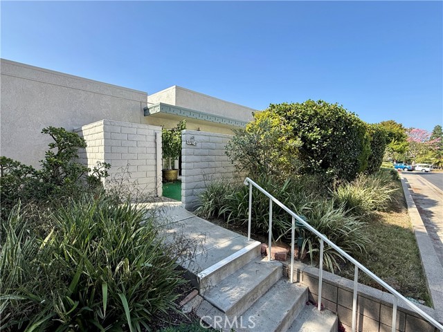 Property photo of 950 Avenida Carmel