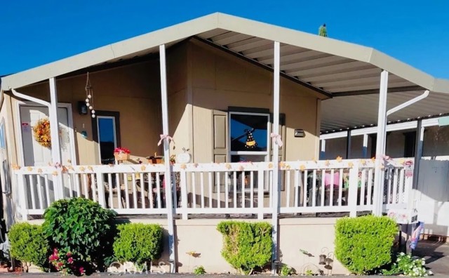 Property photo of 18323 Soledad Canyon