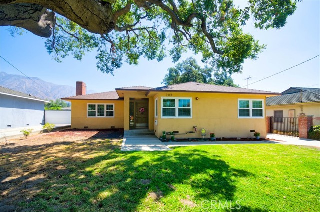 Property photo of 784 Eaton DR