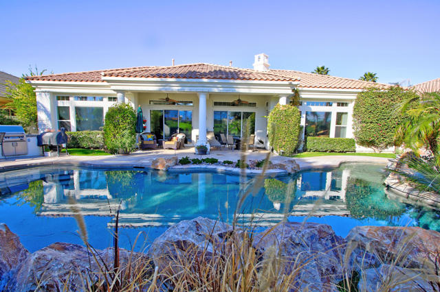 Property photo of 80145 ViA Valerosa