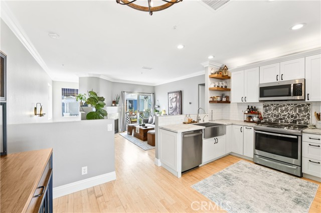 Property photo of 59 Breakers LN